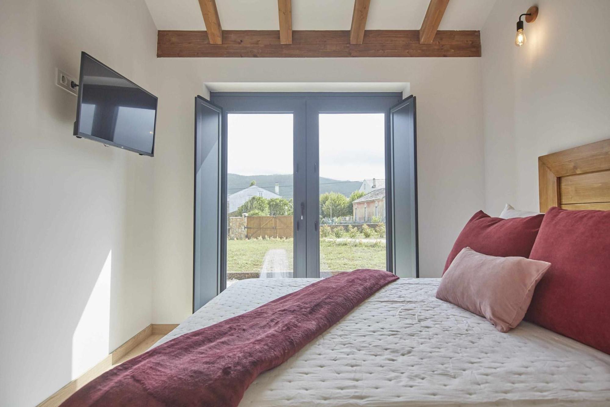 Apartamentos Turisticos A Galera Ribadeo Esterno foto