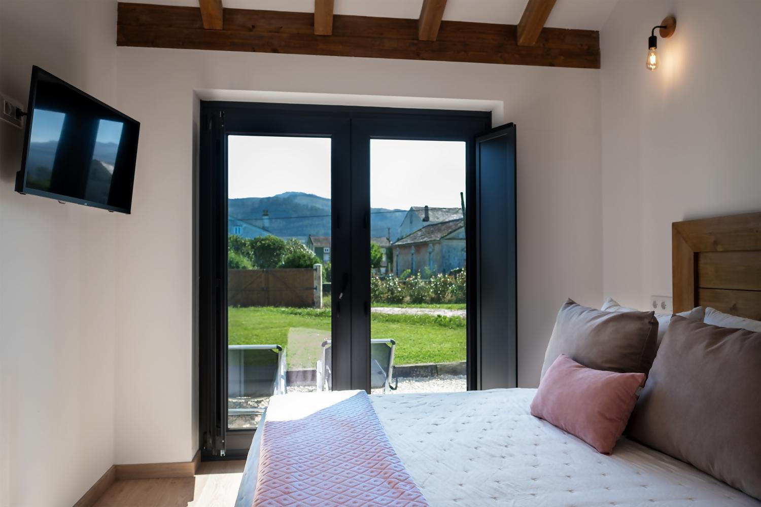 Apartamentos Turisticos A Galera Ribadeo Esterno foto
